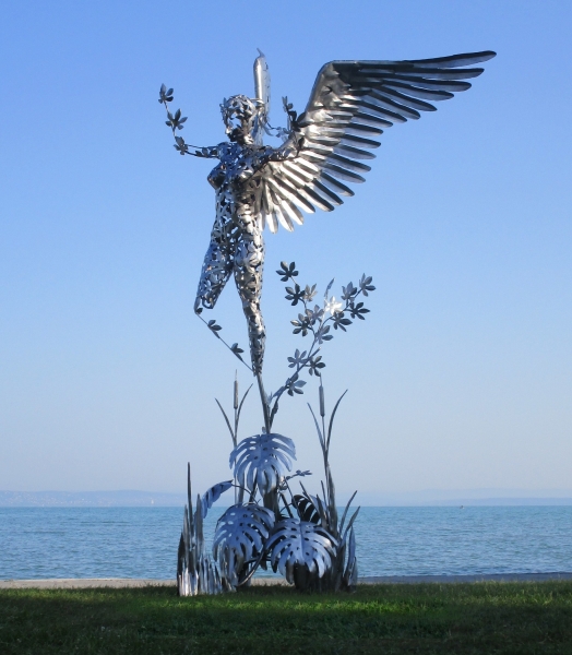 Syrinx Skulptur Eisen rostig